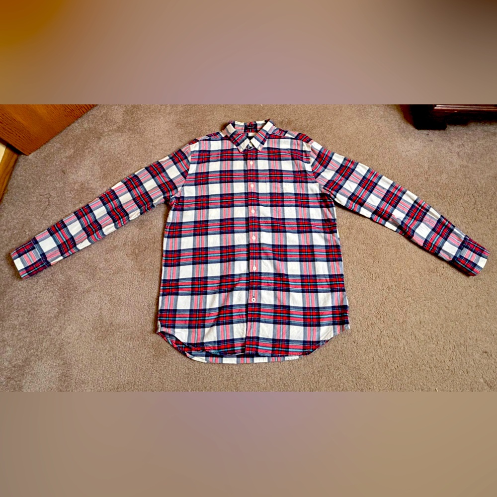 Men’s American Eagle Outfitters Classic Fit Large long sleeved shirt